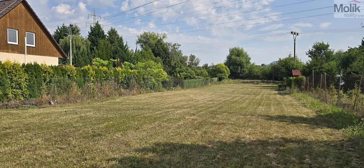 Prodej stavebního pozemku 1402 m²